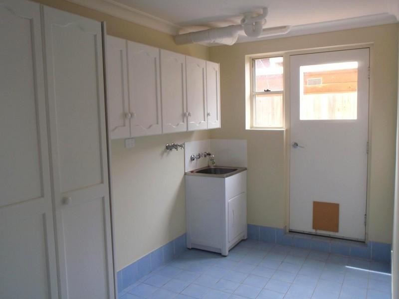 103 Little Lake Crescent, Warilla NSW 2528