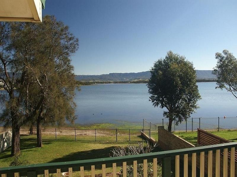 21 The Boulevard, Oak Flats NSW 2529