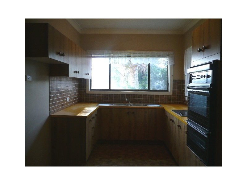 26 Preston Street, Figtree NSW 2525