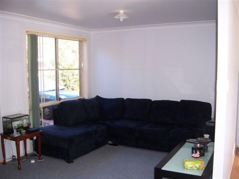 4 Bracken Way, Barrack Heights NSW 2528