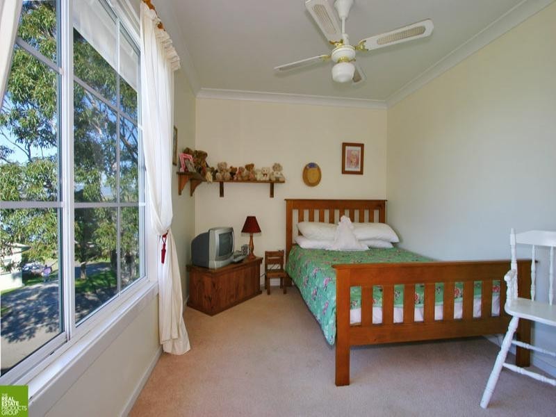 4 Rushton Drive, Kanahooka NSW 2530