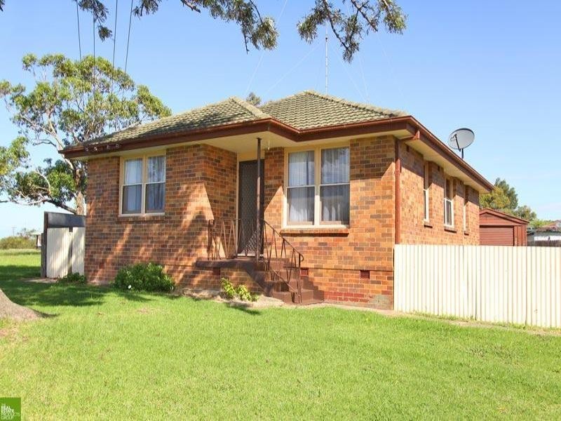3 Cleary Street, Barrack Heights NSW 2528