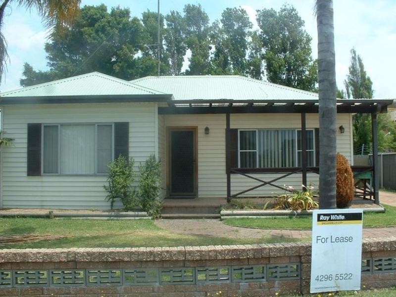 2 Brian Avenue, Warilla NSW 2528