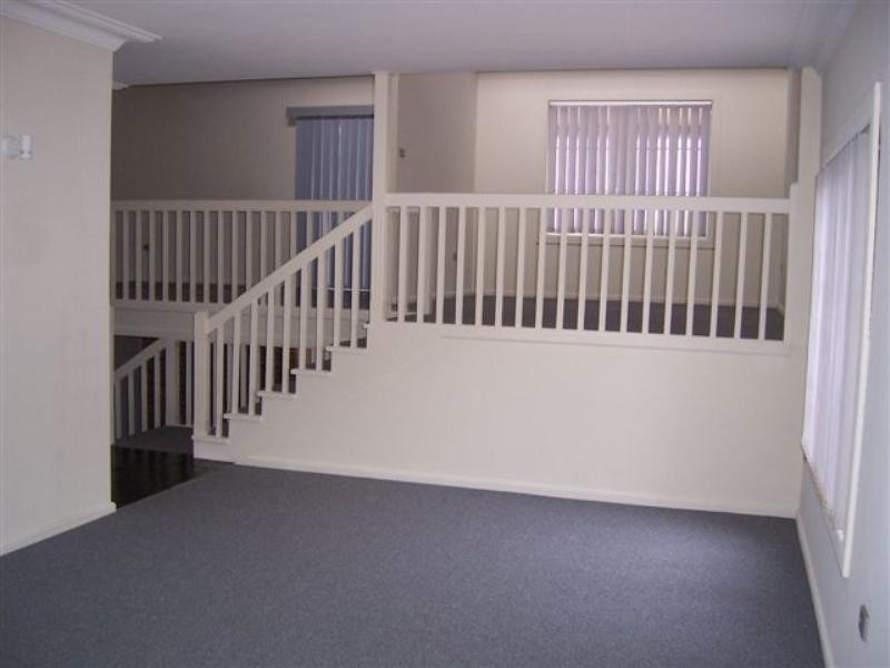 13 Matthews Drive, Port Kembla NSW 2505