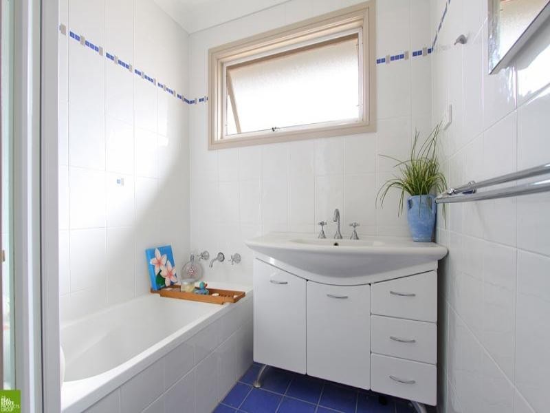 75 Captain Cook Drive, Barrack Heights NSW 2528
