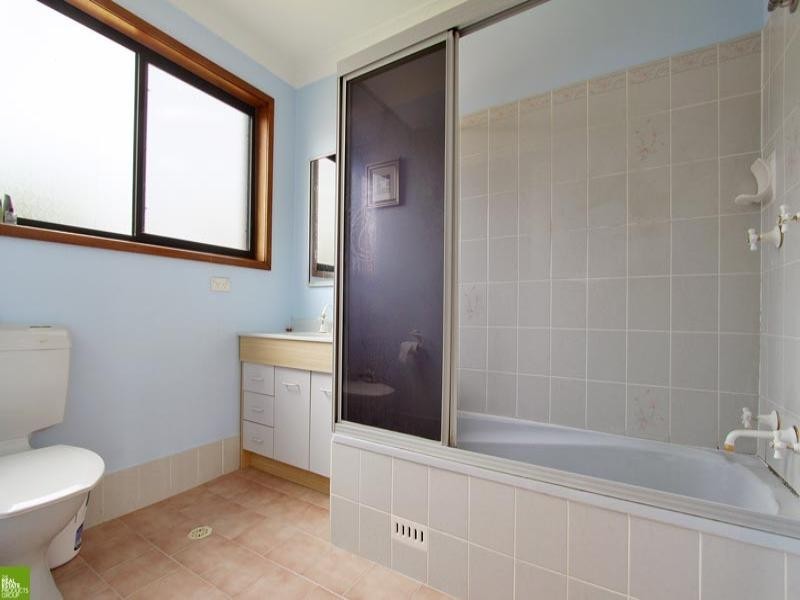 4/21 Grove Circuit, Lake Illawarra NSW 2528