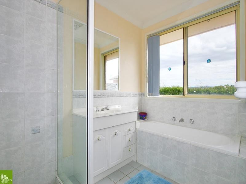 1 Wallis Close, Flinders NSW 2529