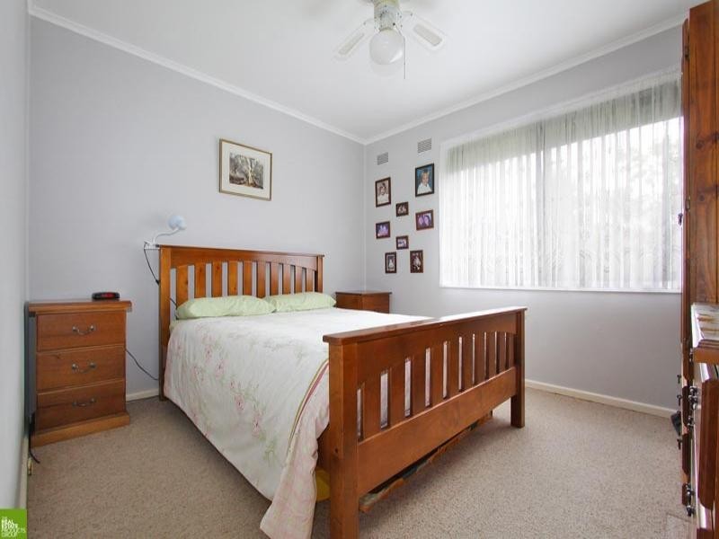 25 Hogarth Avenue, Mount Warrigal NSW 2528