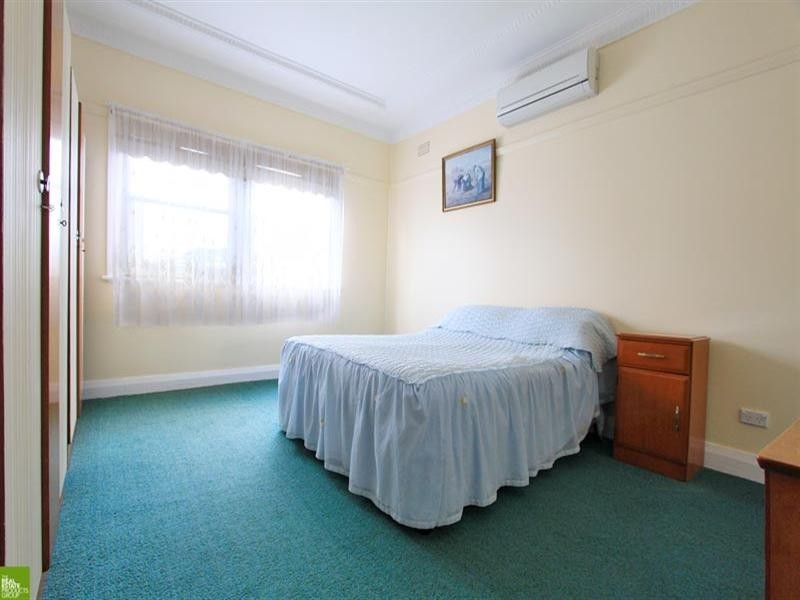 37 Boronia Avenue, Windang NSW 2528