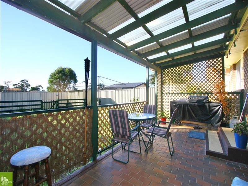 73 Captain Cook Drive, Barrack Heights NSW 2528