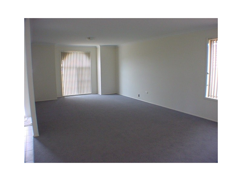 6 Parkinson Street, Shell Cove NSW 2529