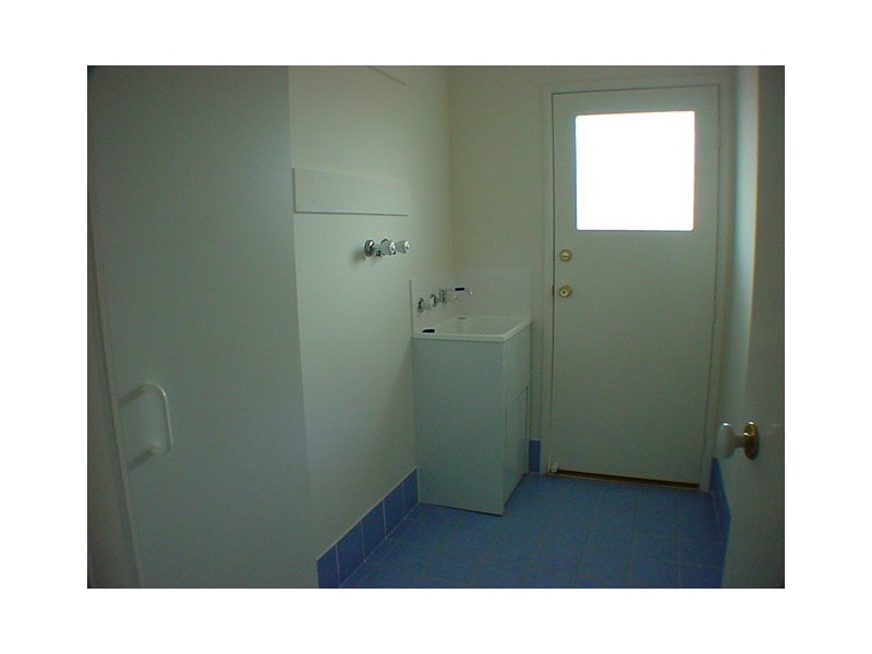 6 Parkinson Street, Shell Cove NSW 2529