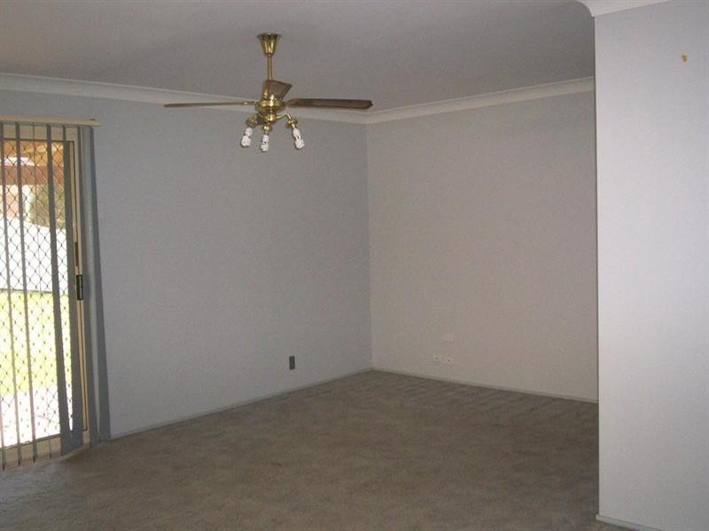 86 Burdekin Drive, Albion Park NSW 2527