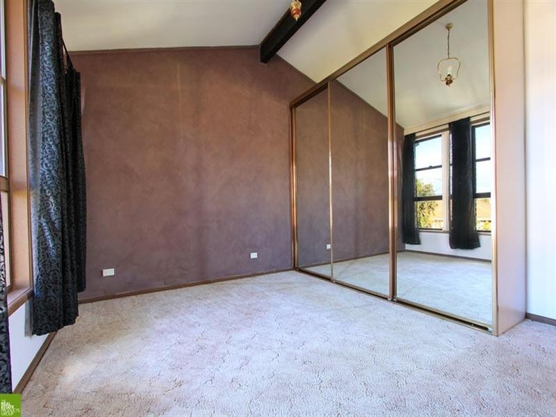 14 Gray Street, Mount Warrigal NSW 2528