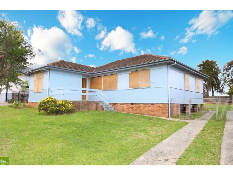 66 Queen Street, Lake Illawarra NSW 2528