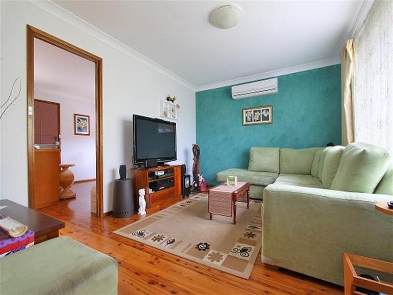 23 Fairy Meadow Parkway, Primbee NSW 2502