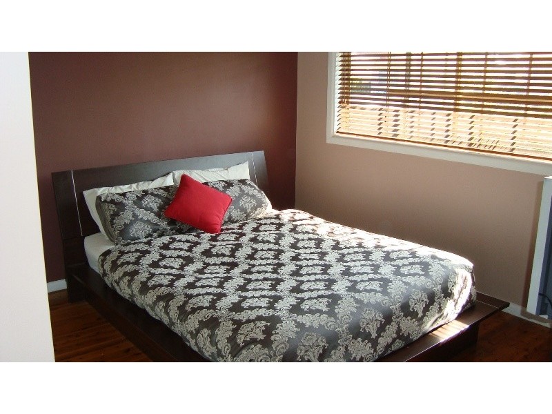 34 McGregor Avenue, Barrack Heights NSW 2528