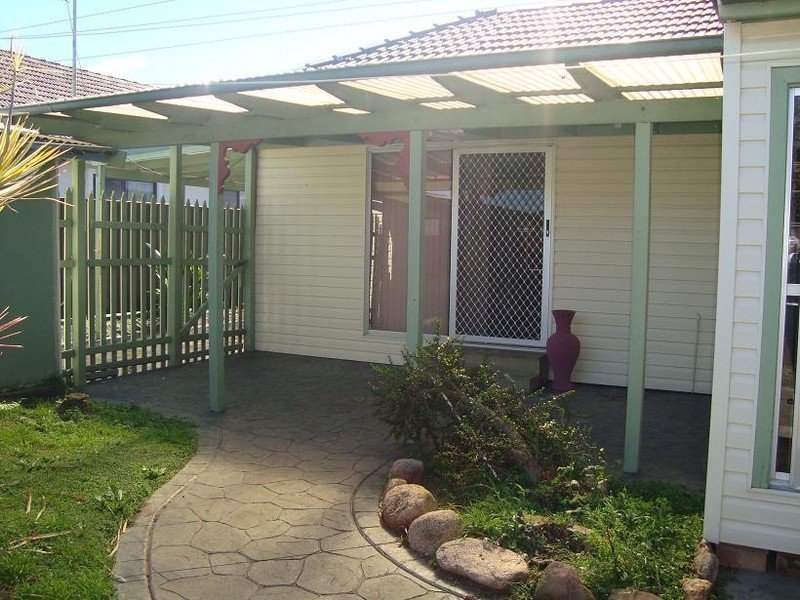 26 Woodford Avenue, Warilla NSW 2528