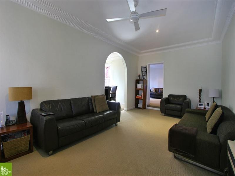 11 Towns Street, Shellharbour NSW 2529