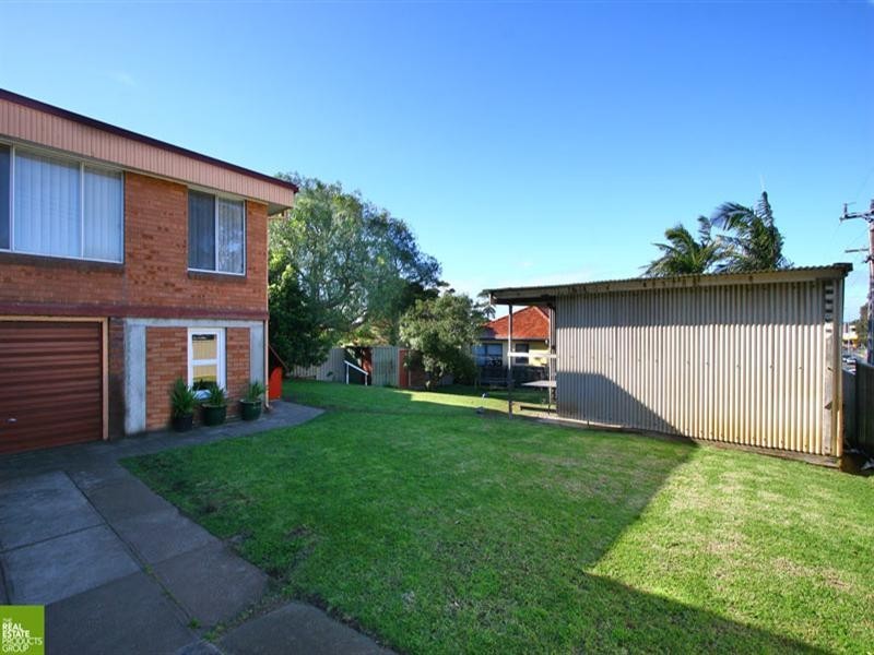 11 Towns Street, Shellharbour NSW 2529