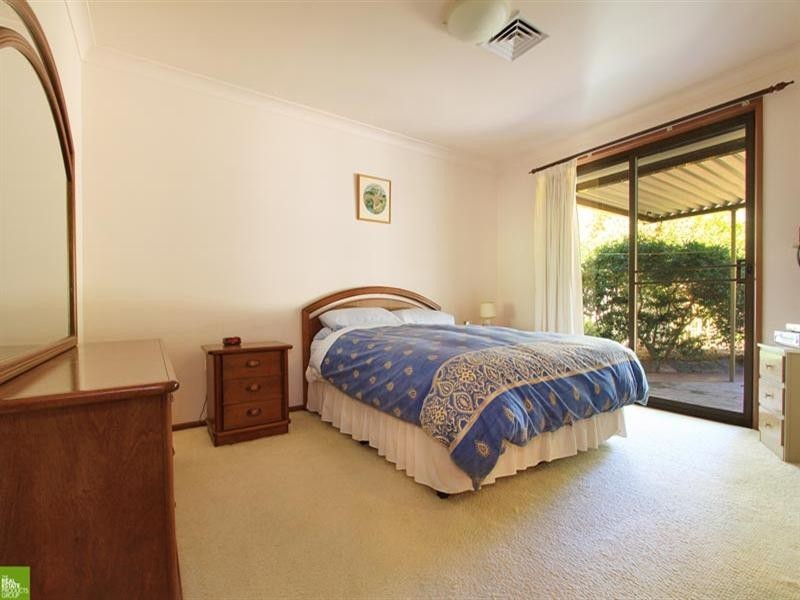 33 Rae Crescent, Balgownie NSW 2519