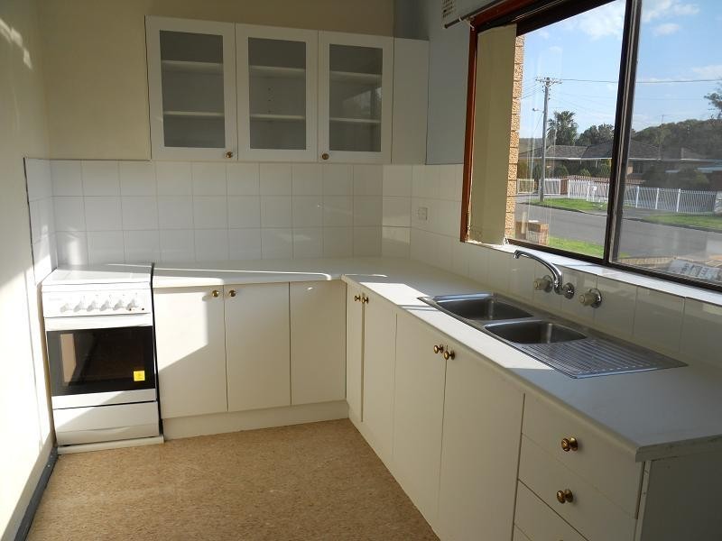 2/20-22 Lendine Street, Barrack Heights NSW 2528