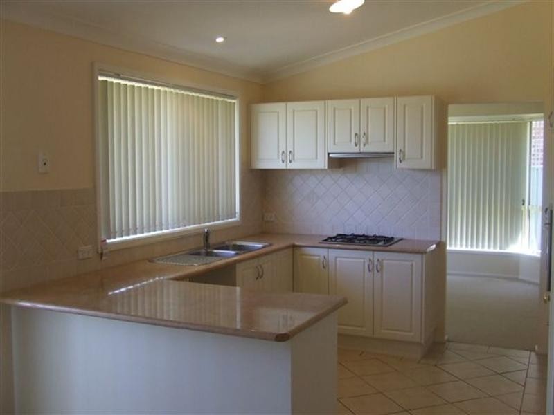 15 The Grove, Shellharbour NSW 2529