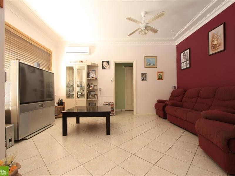 65 Lake Entrance Road, Warilla NSW 2528