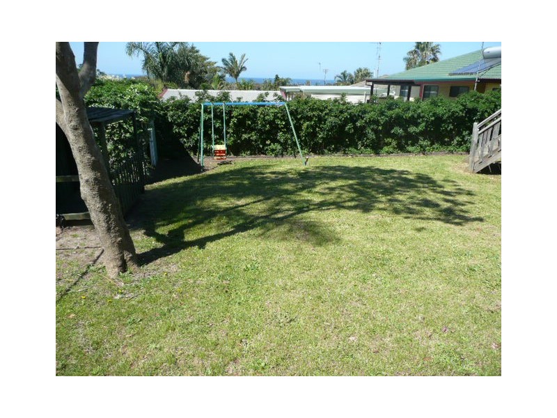 58 Strata Avenue, Barrack Heights NSW 2528