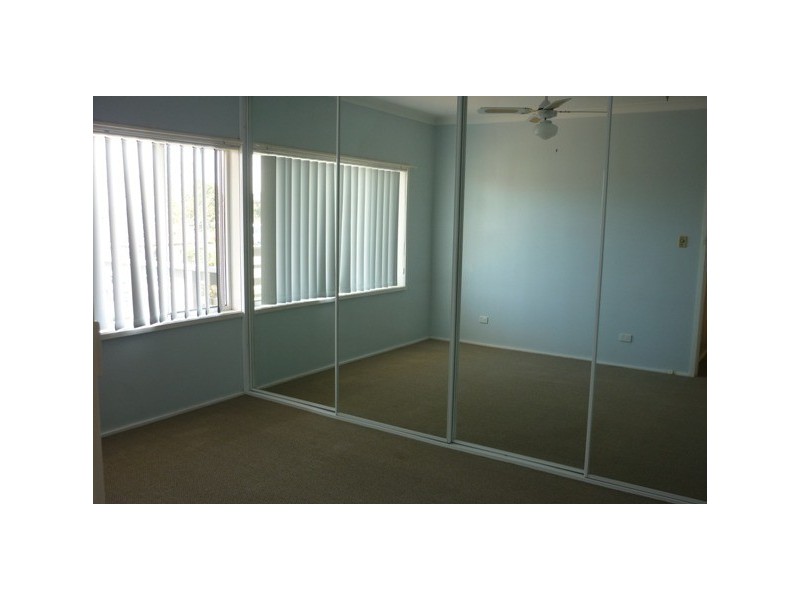 2 Bluebell Road, Barrack Heights NSW 2528