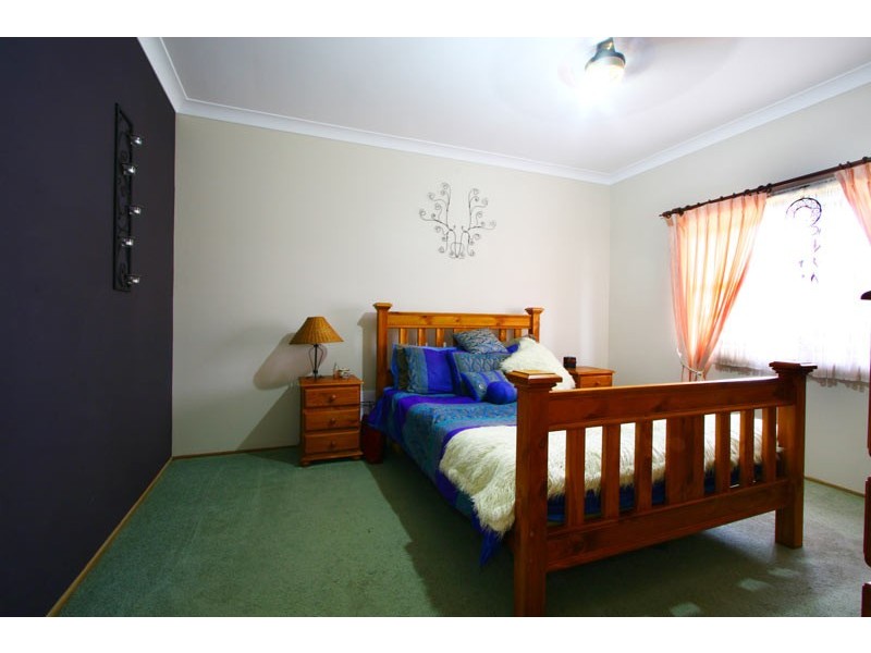 6 Susan Avenue, Warilla NSW 2528