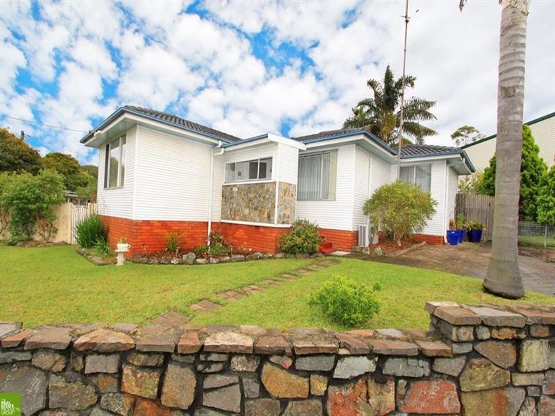 66 Sammat Avenue, Barrack Heights NSW 2528