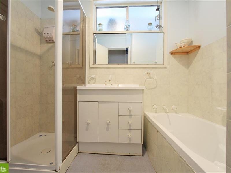 66 Sammat Avenue, Barrack Heights NSW 2528