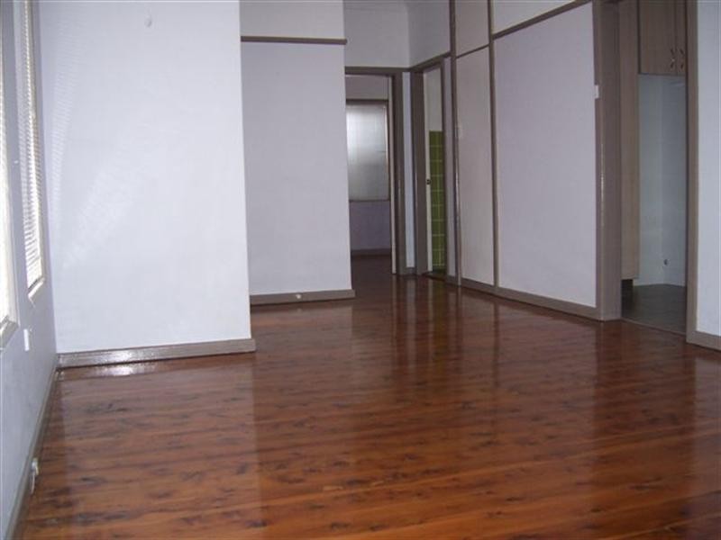 168 Northcliffe Drive, Warrawong NSW 2502