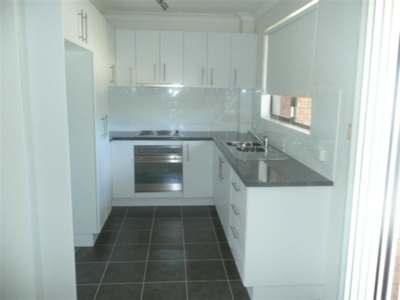 5/37 Roberts Avenue, Barrack Heights NSW 2528