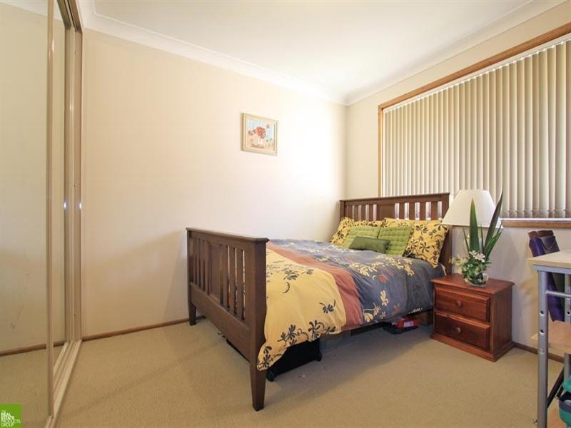 2/57 Parkes Street, Oak Flats NSW 2529