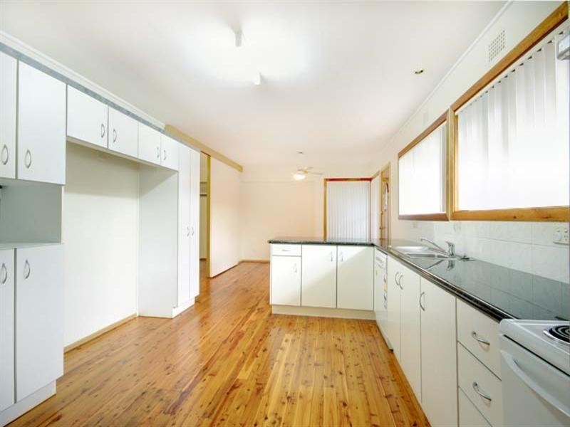 18 Sammat Avenue, Barrack Heights NSW 2528