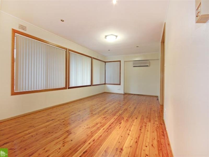 18 Sammat Avenue, Barrack Heights NSW 2528