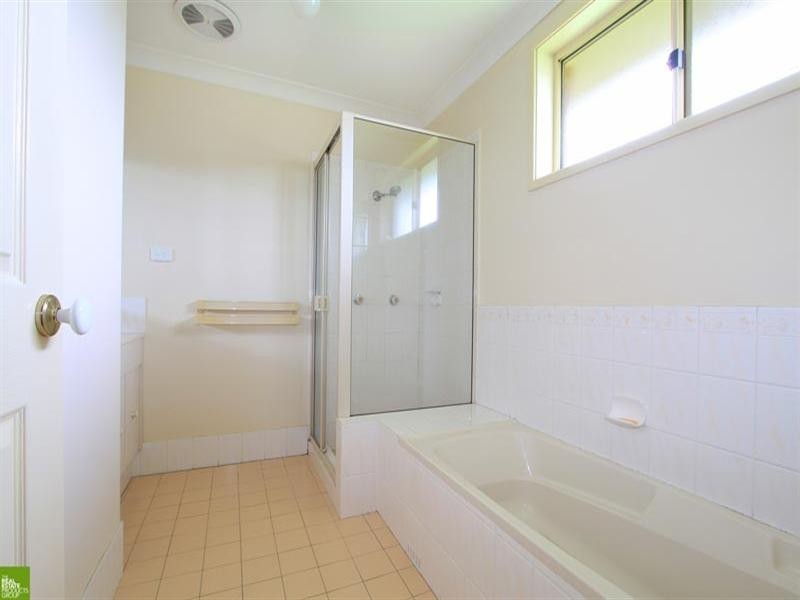 36 Daintree Drive, Albion Park NSW 2527