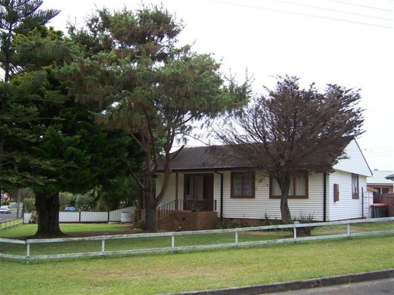51 The Kingsway, Barrack Heights NSW 2528
