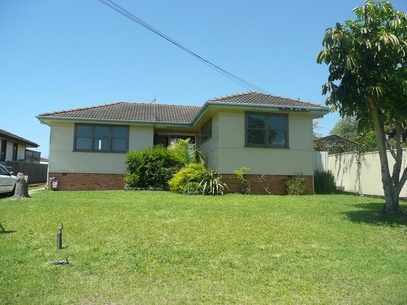 23 Gregory Street, Warilla NSW 2528