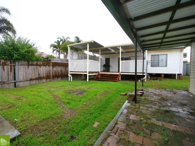 36 McGregor Avenue, Barrack Heights NSW 2528