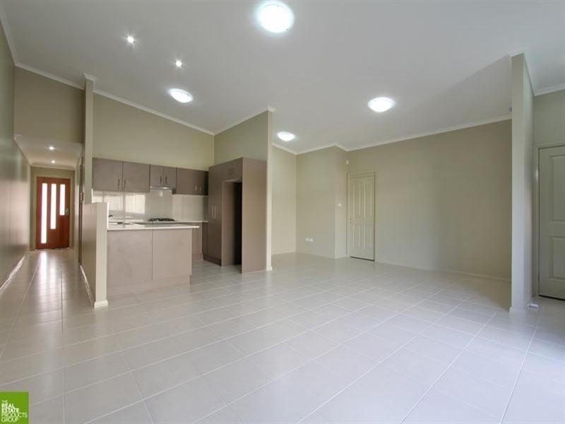 18A Cascade Circuit, Albion Park NSW 2527