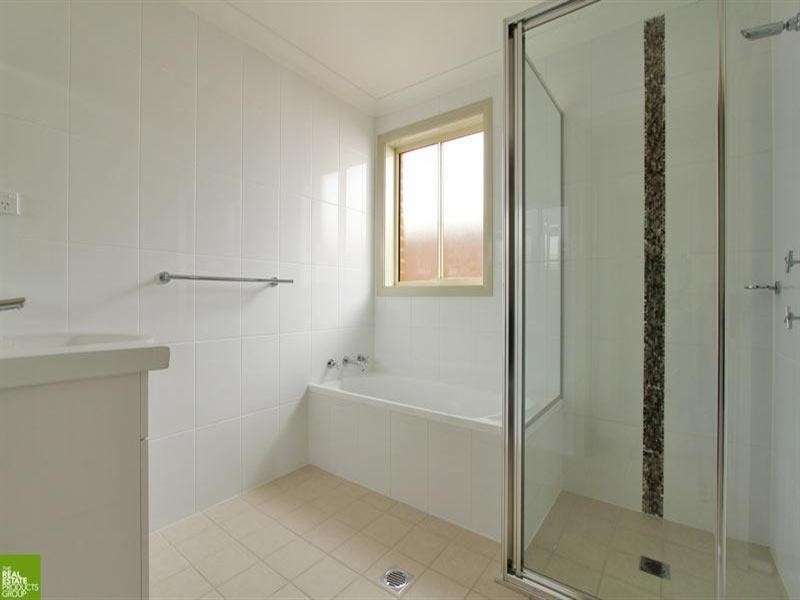 18A Cascade Circuit, Albion Park NSW 2527