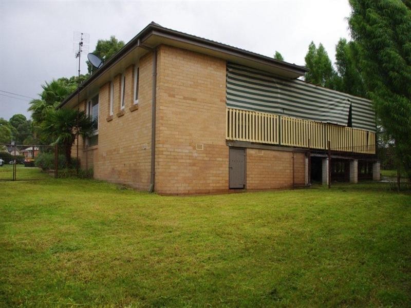 4 Balarang Place, Koonawarra NSW 2530