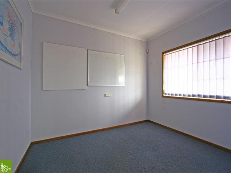 2/1 Wattle Road, Shellharbour NSW 2529