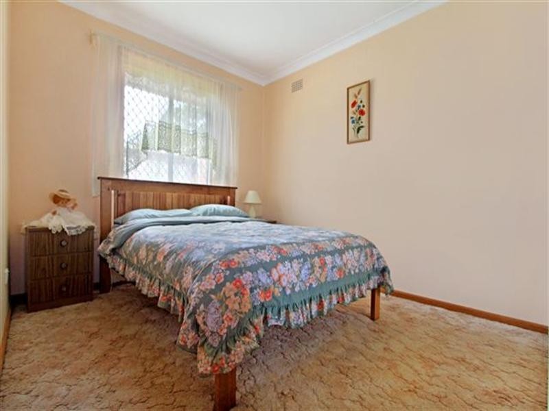 245 Reddall Parade, Mount Warrigal NSW 2528