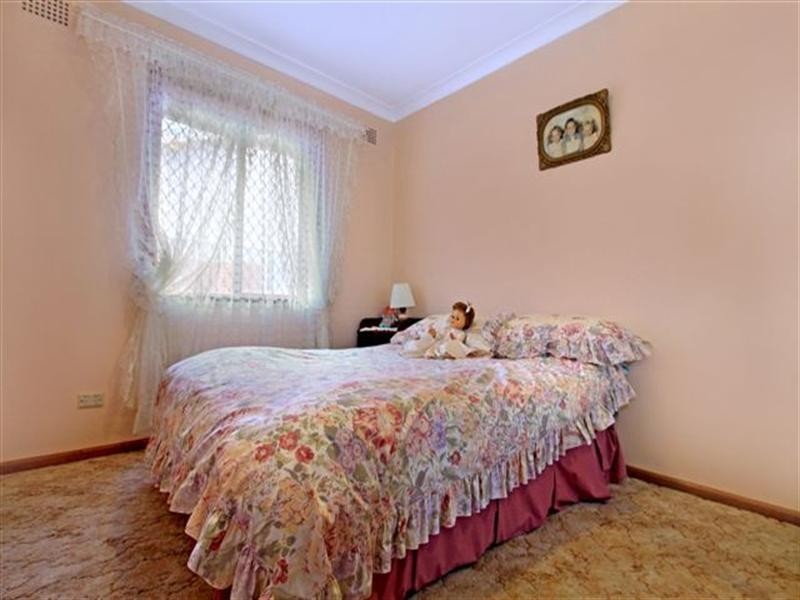 245 Reddall Parade, Mount Warrigal NSW 2528