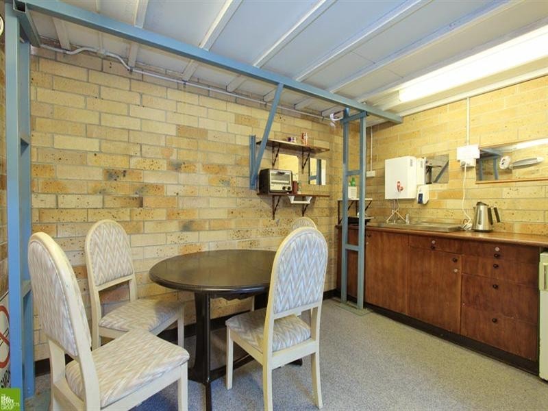 4/2 Commerce Drive, Lake Illawarra NSW 2528