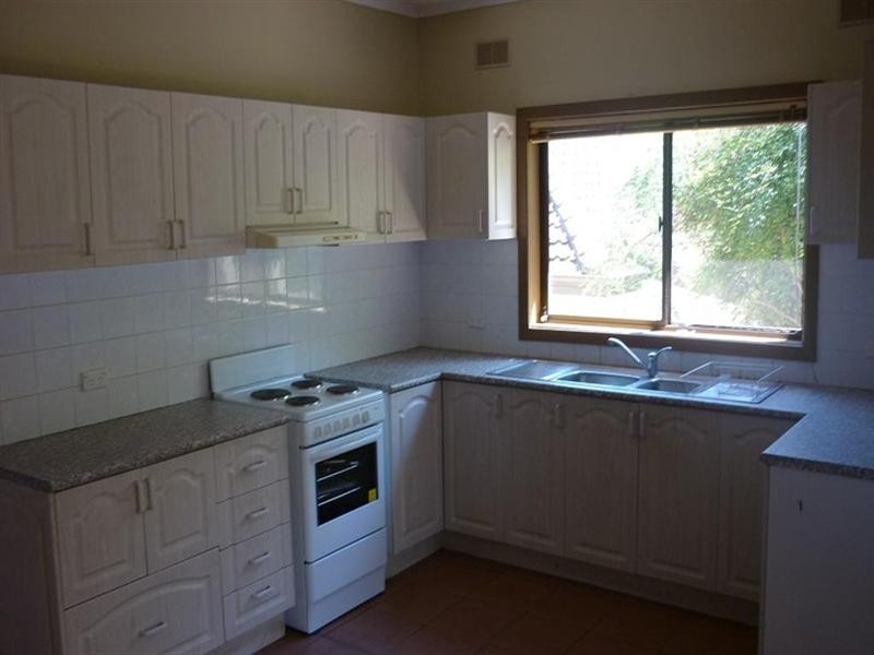 145 Lakeview Parade, Primbee NSW 2502